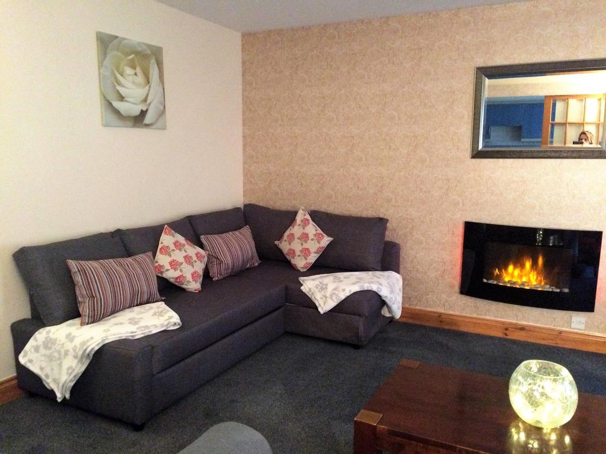 Dunroamin Self-Catering Apartment アビーモア エクステリア 写真