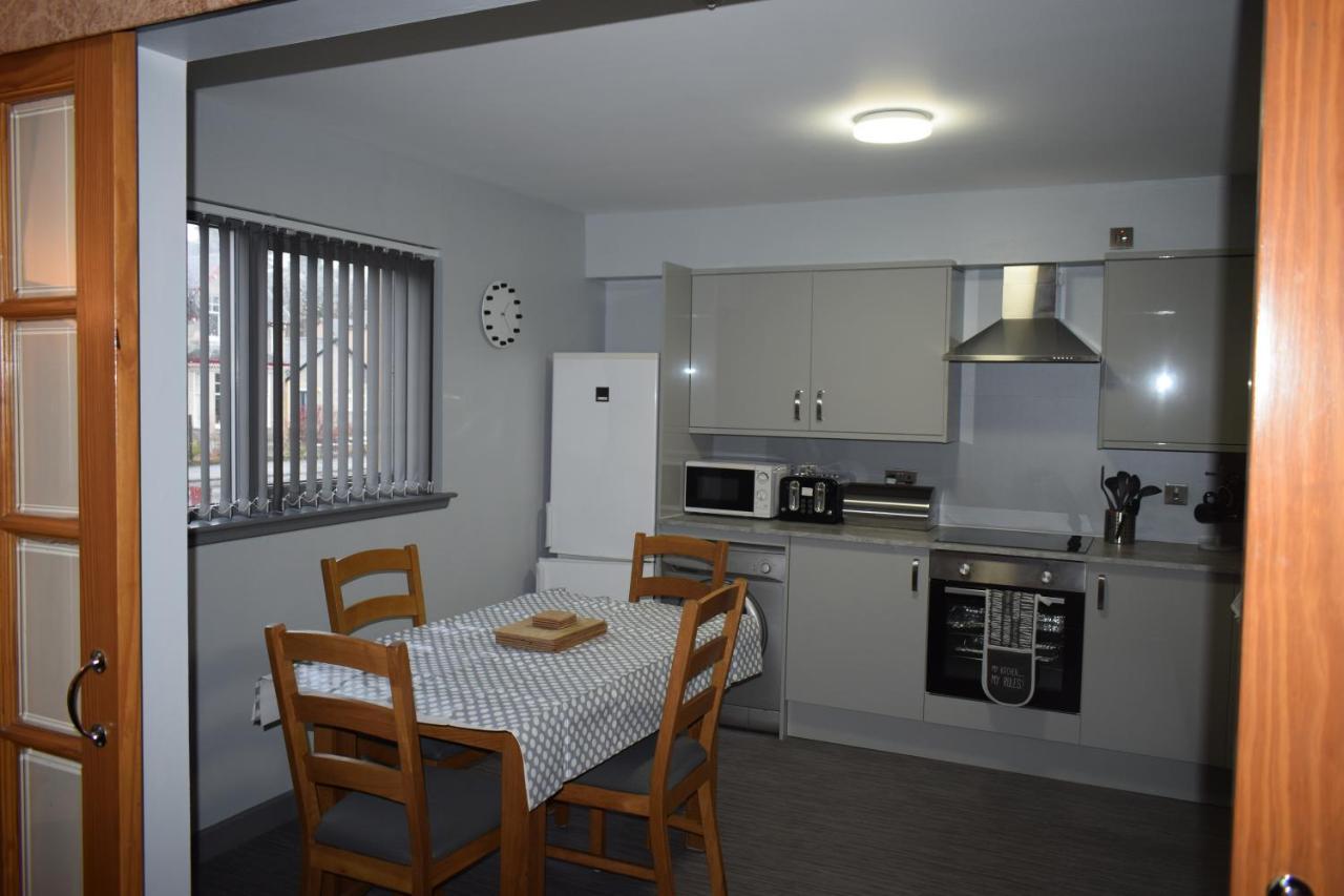 Dunroamin Self-Catering Apartment アビーモア エクステリア 写真