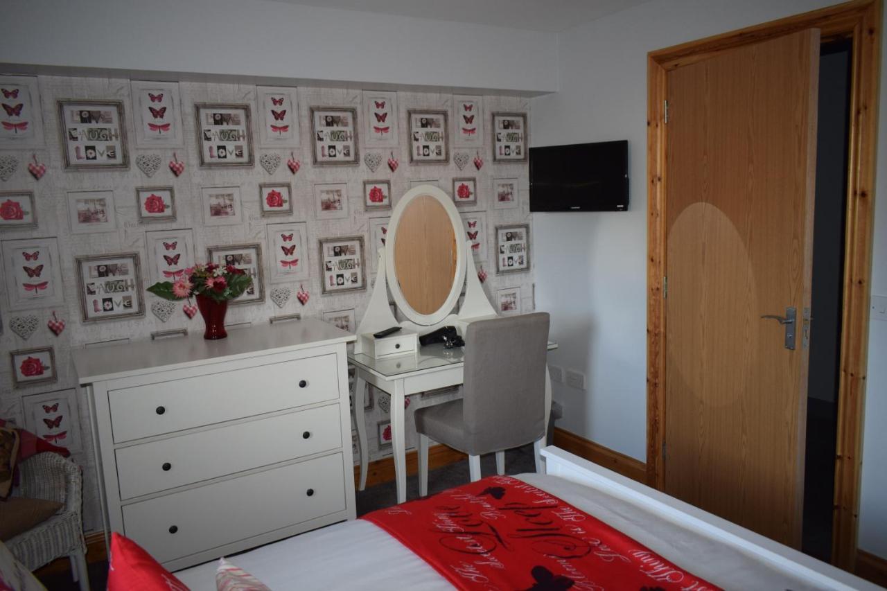 Dunroamin Self-Catering Apartment アビーモア エクステリア 写真